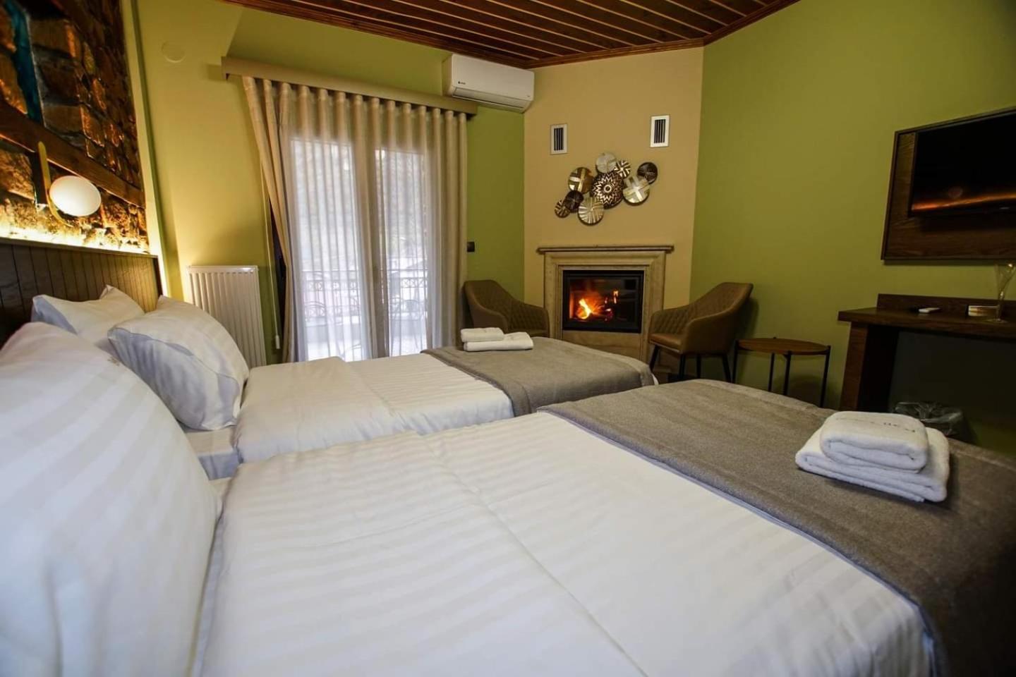 Hotel Ζέον Ύδωρ Órma Esterno foto