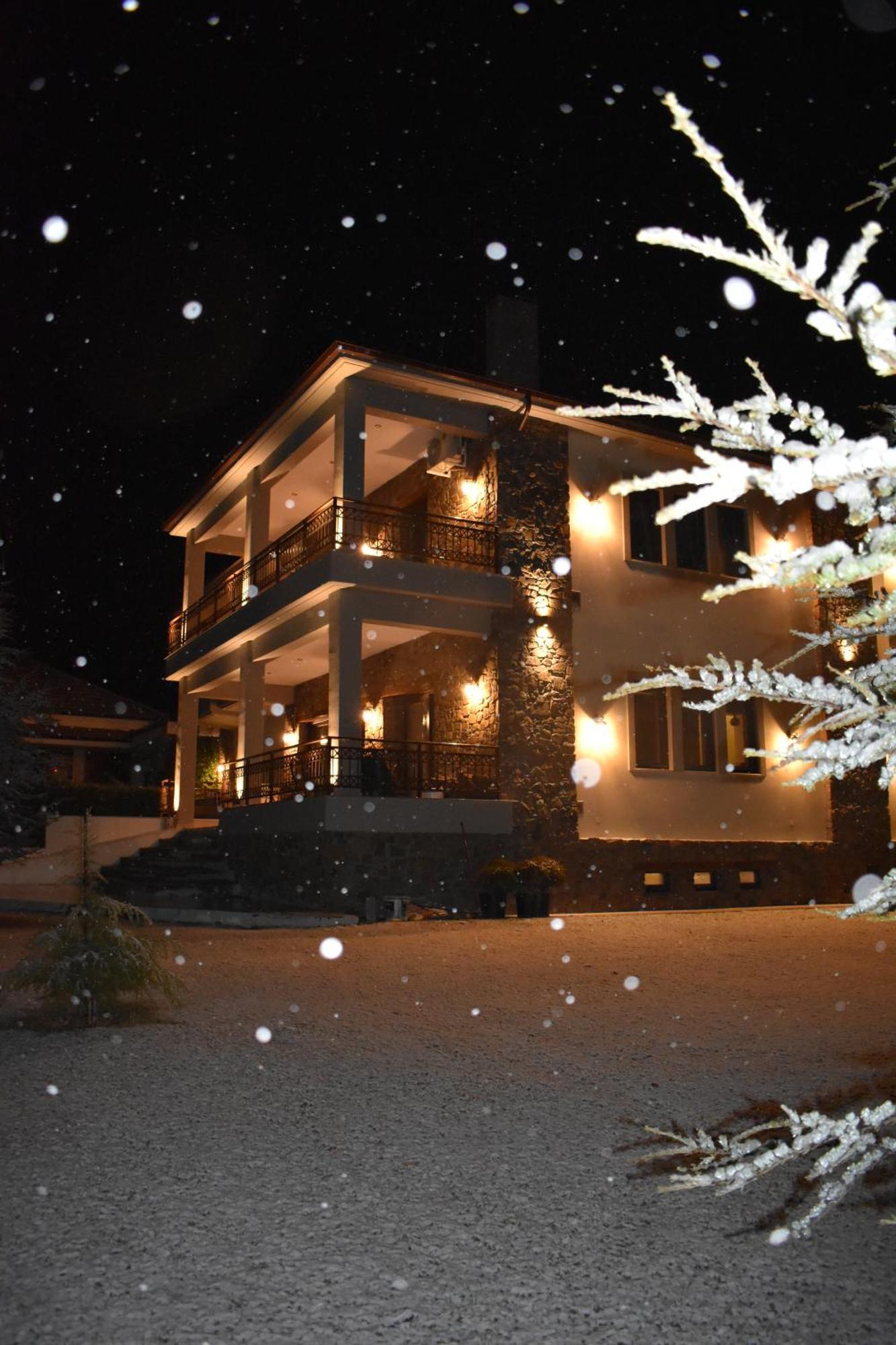 Hotel Ζέον Ύδωρ Órma Esterno foto