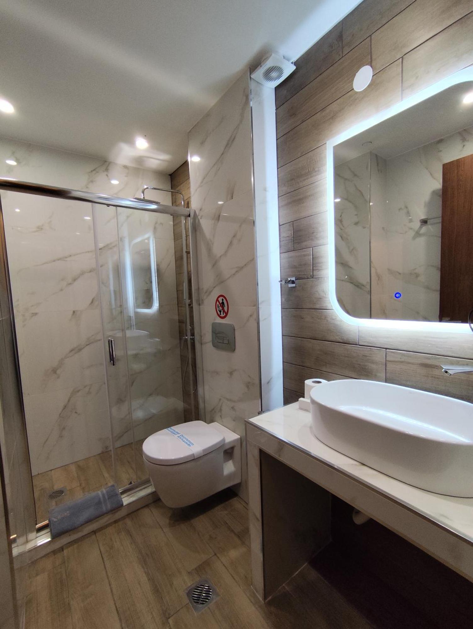 Hotel Ζέον Ύδωρ Órma Esterno foto