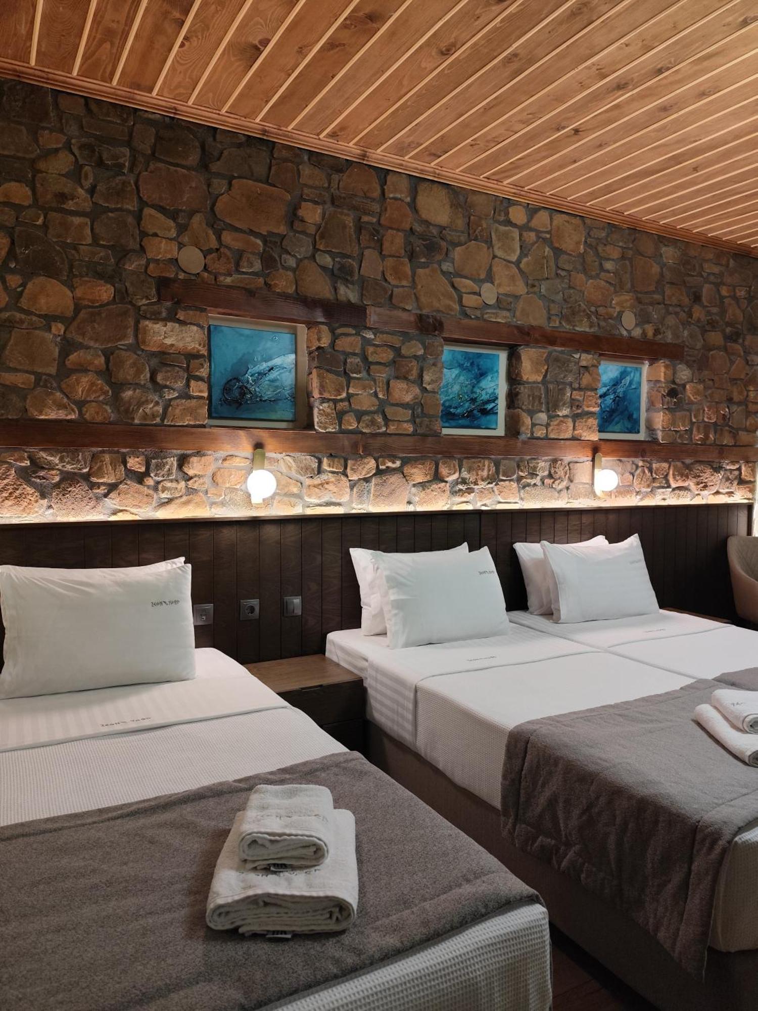 Hotel Ζέον Ύδωρ Órma Esterno foto